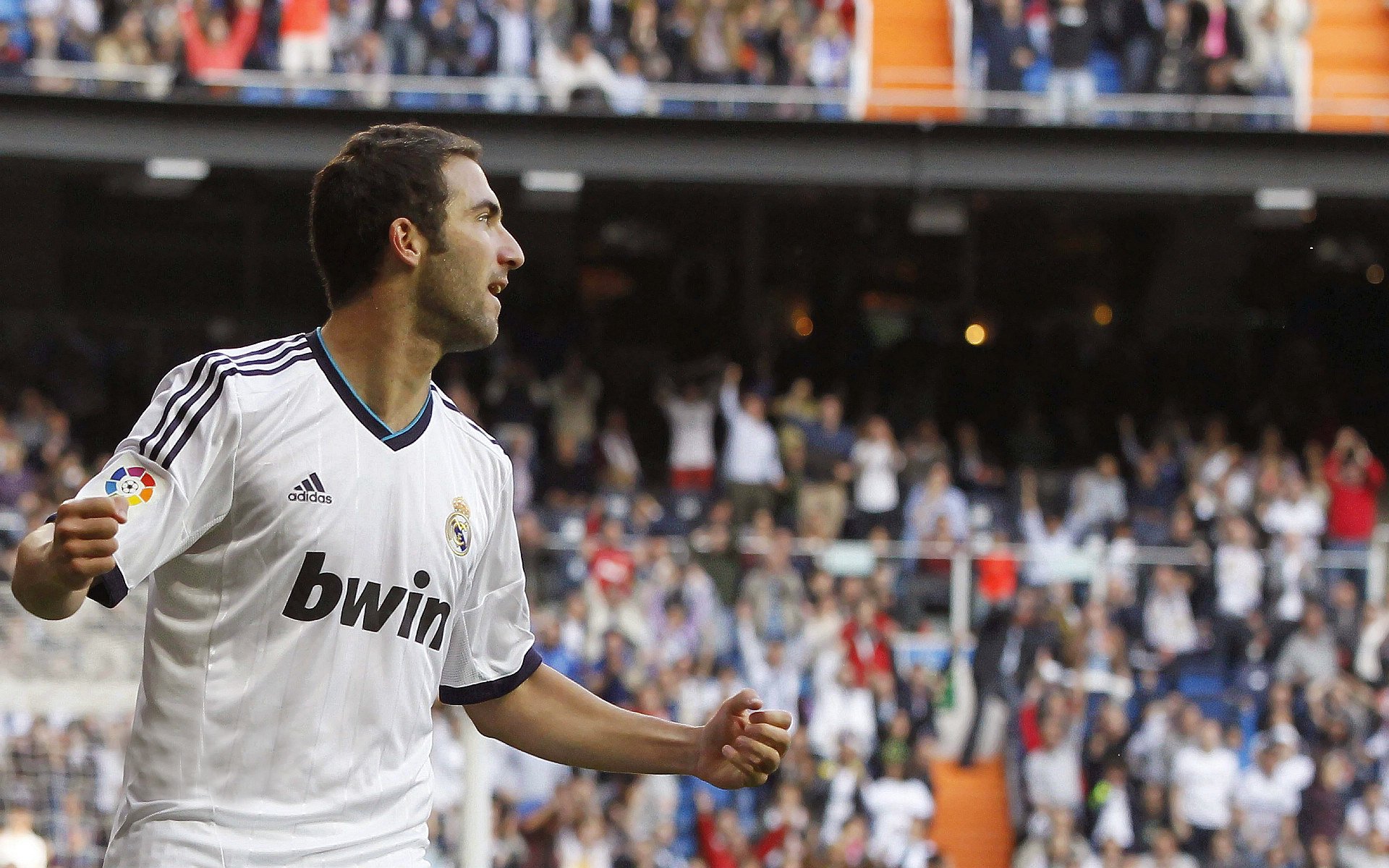 开云电竞账号入口-意甲攻守动人：速度与战术的神奇结合！，意甲战术强在哪里